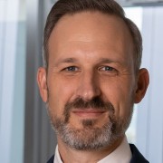 Gregor Hirt (Archive Allianz Global Investors) 600x600