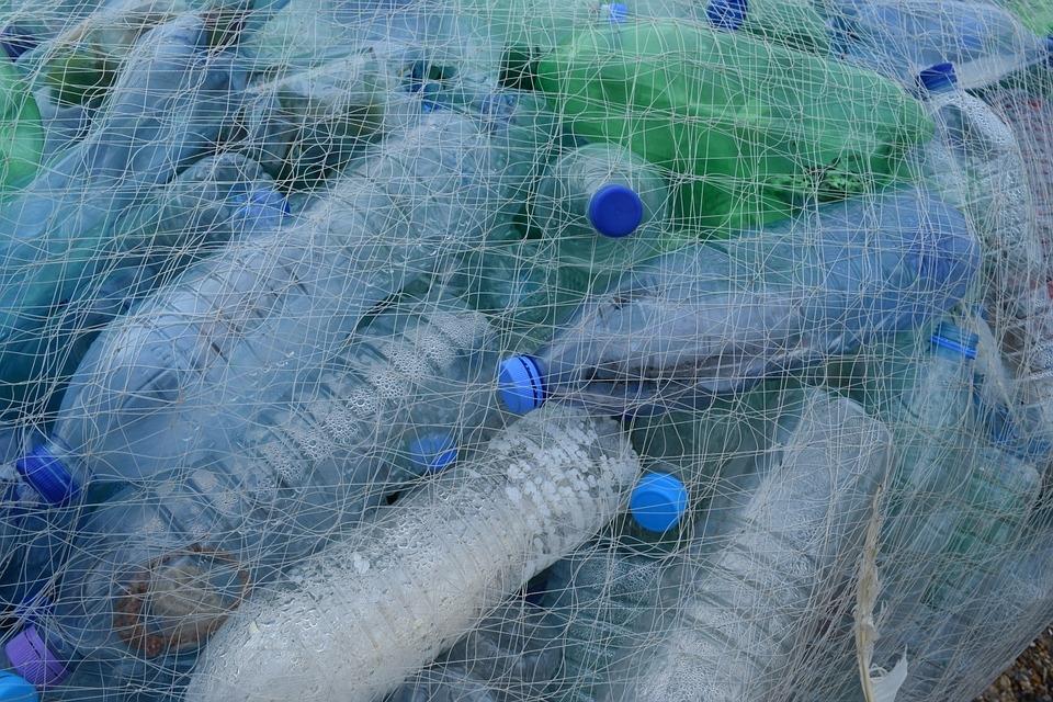 schroders-plastic-raakt-uit-de-gratie-als-verpakking---wat-zijn-de-gevolgen-voor-bedrijven-in-de-ver