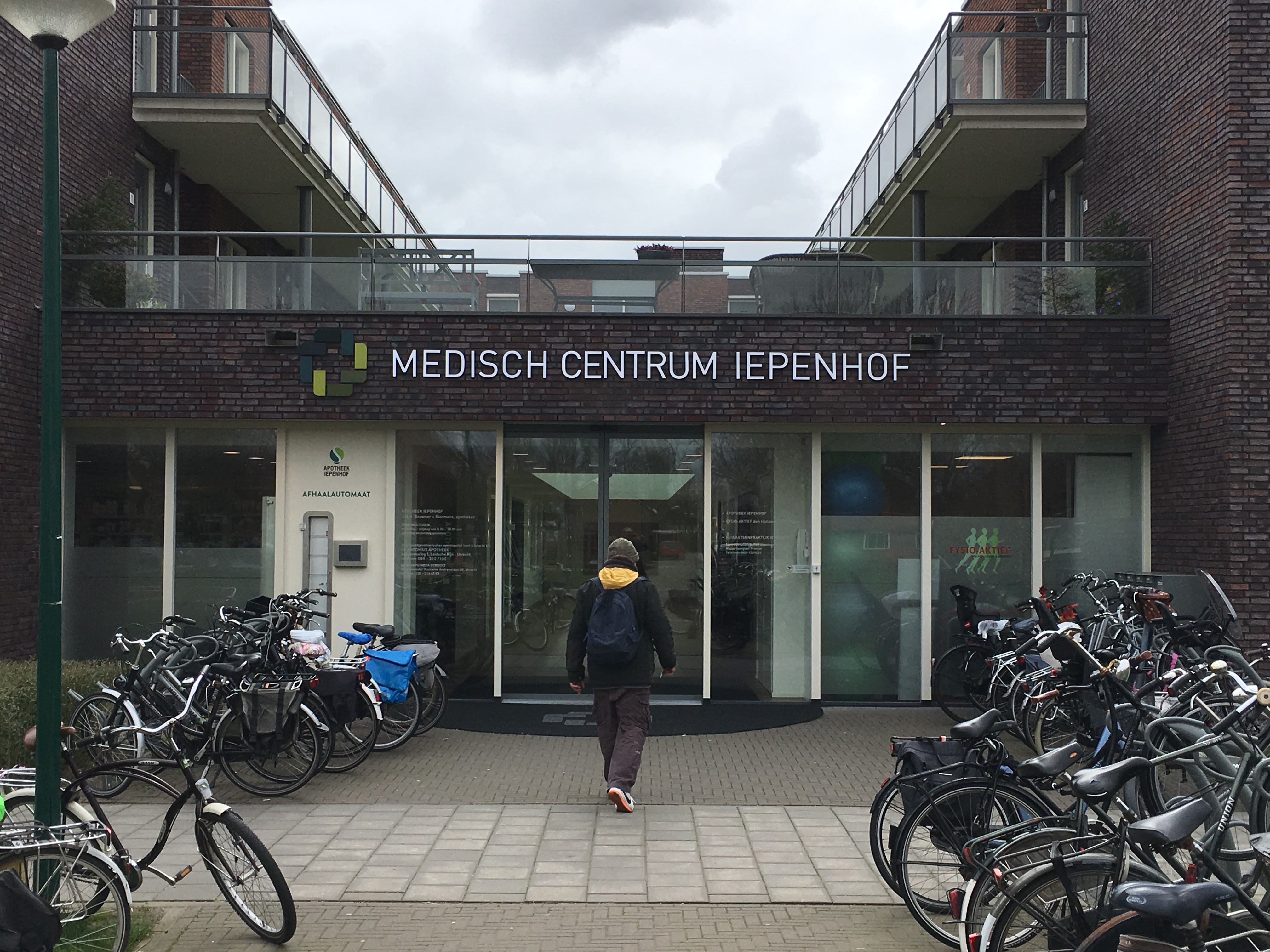 Iepenhof 3.jpg Iepenhof 3.jpg